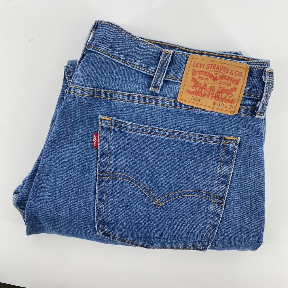 Levi's 505 Regular Fit Jeans Mens 40x30 Blue Medium Wash Straight Leg Denim